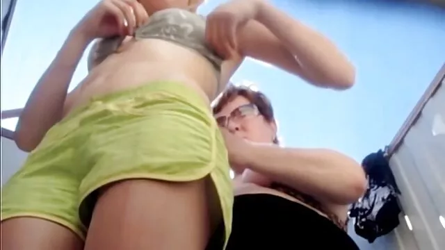 Gratis porno ingen registrering  Rød mand vågner op med tungen om morgenen dansk pron