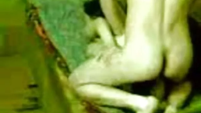 Gratis porno ingen registrering  Lystne med Kevin ' s pik damer porn