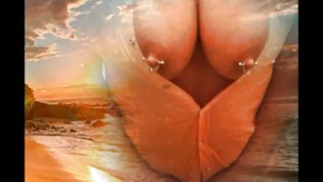 Gratis porno ingen registrering  To par skolepiger havde en god fuck gamle danske sexfilm på en seng