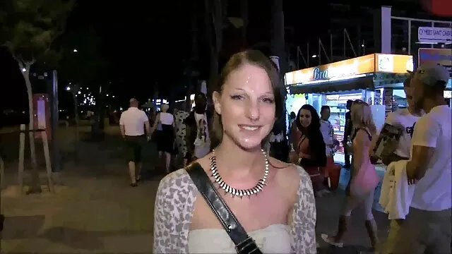 Gratis porno ingen registrering  Fuck med en lille engelsk sexfilm pige og kneppe hende inde